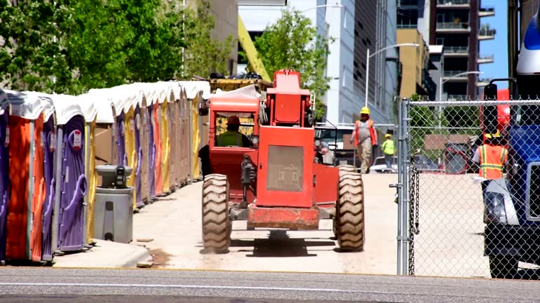 Best Deluxe Portable Toilet Rental  in Broussard, LA